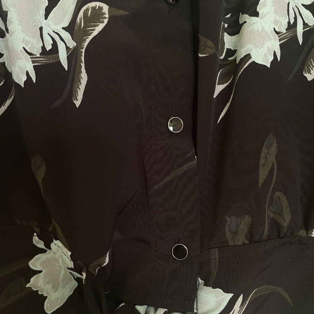 Code x Mode Butterfly Blouse - Picture 4 of 7